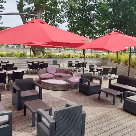 Dax Hotel Екстериор снимка