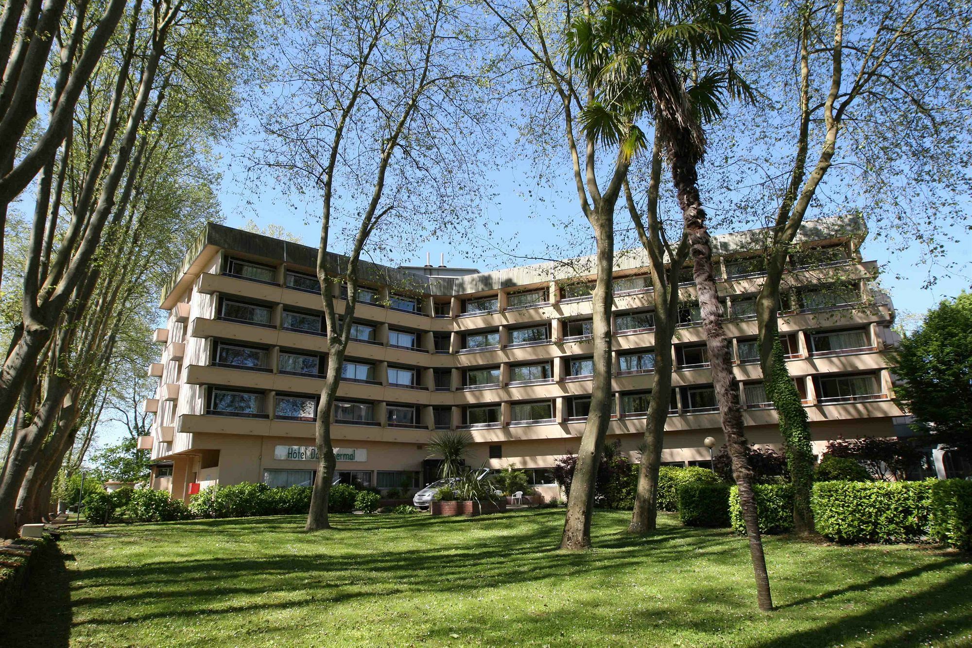 Dax Hotel Екстериор снимка