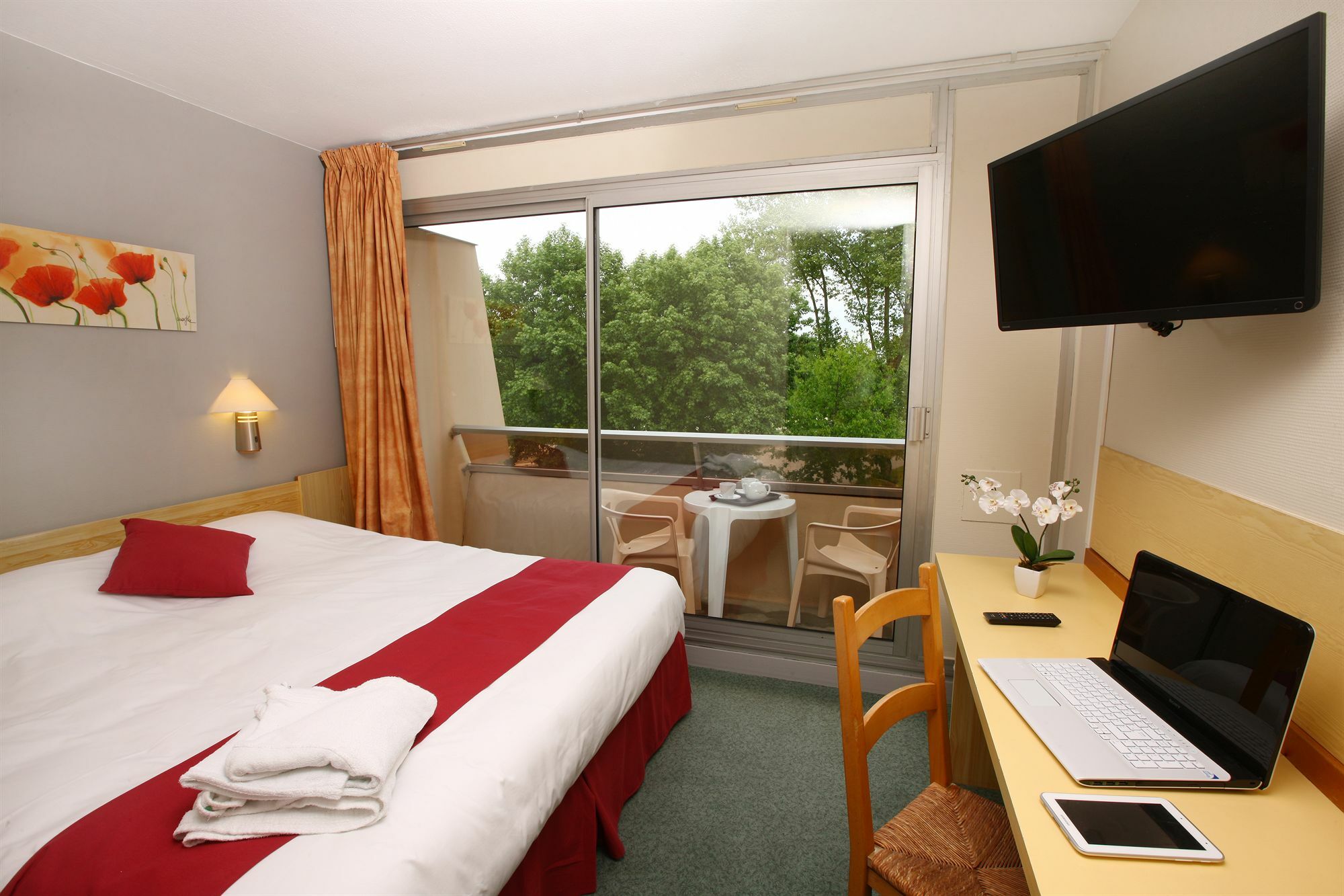 Dax Hotel Екстериор снимка
