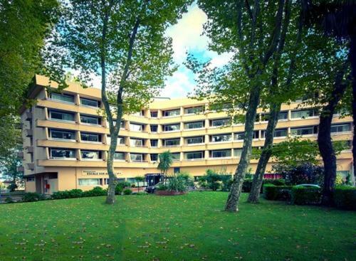 Dax Hotel Екстериор снимка